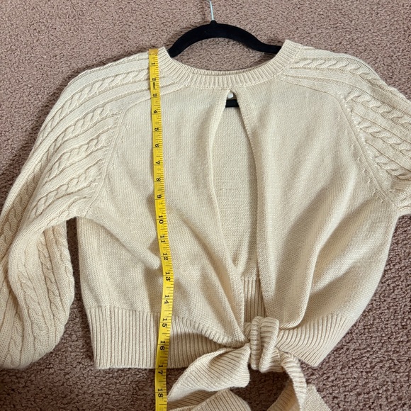 Tularosa Cream Cable-Knit Cropped Tie-Sweater Small - Picture 7 of 7